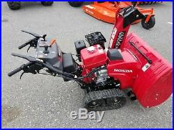 19 HONDA 32 HSS1332AATD SNOWBLOWER track drive electric start factory warranty