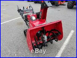 19 HONDA 32 HSS1332AATD SNOWBLOWER track drive electric start factory warranty