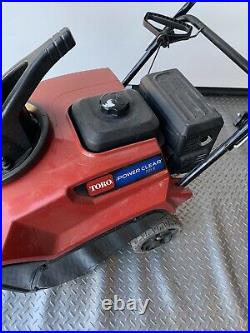 (1) Power Clear 721 E 21 In. 212 Cc Single-Stage Self Propelled Gas Snow Blower