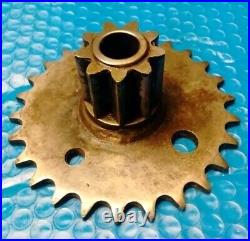 Ariens 52403200 ST824 ST1032 ST1236 Snowblower Drive Pinion Sprocket Assembly