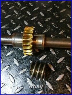 Ariens Shaft & Worm Gear 53212500 For ST624E Snow Blower – New OEM