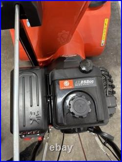 Ariens Deluxe 28 252cc Two Stage Gas Snow Blower Self Propelled, Electric Start Ariens Deluxe 28 252cc Two Stage Gas Snow Blower Self Propelled, Electric Start