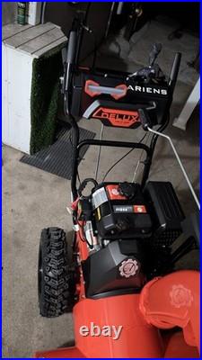 Ariens, Deluxe 28in. 252cc Two Stage Snowblower, Clearing Width 28 in, Engine