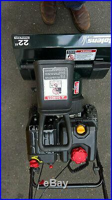 Bolens 22 Two-Stage Snow Thrower Model 31A-3AAD765 Local Pickup Only