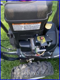 Briggs & Stratton 1226 Snowblower