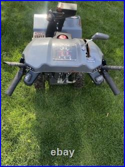 Briggs & Stratton 1226 Snowblower