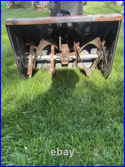 Briggs & Stratton 1226 Snowblower
