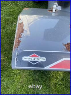 Briggs & Stratton 1226 Snowblower