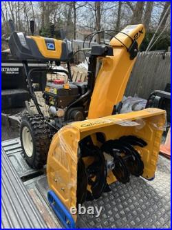 CUB CADET 2X 26 243cc INTELLIPOWER TWO-STAGE ELECTRIC START GAS SNOW BLOWER