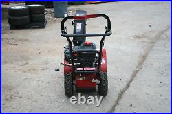 Craftsman 7.5HP 24 Snow Blower Model 536.881750 Gas