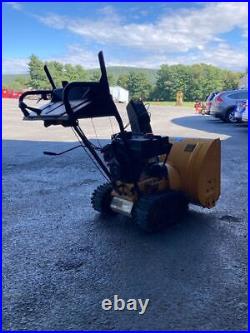 Cub Cadet 826T 26 Two Stage Snow Blower with Tecumseh 8HP Engine