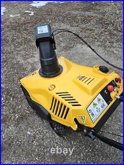 Cub Cadet Snowblower (LOCAL PICK UP ONLY)