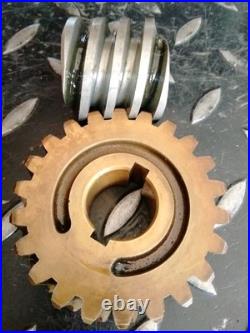 Estate 825 Snowblower Auger Worm Gear Set OBSOLETE