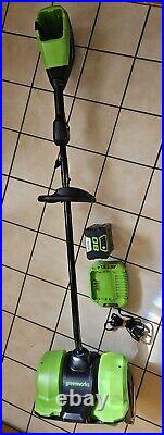 Greenworks 80V 12 inch Cordless Snow Shovel with 2Ah Battery and 2A Charger