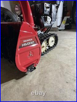 Honda HS1332 Snow Blower 32 Width Snowblower Tracked Hydrostatic Transmission