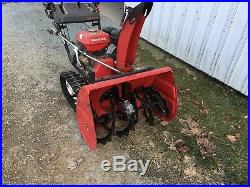 Honda HS928TAS Snowblower with tracks and electric start