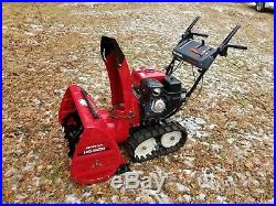 Honda Snowblower HS928tas HYDROSTATIC track drive showroom condition 10 hours