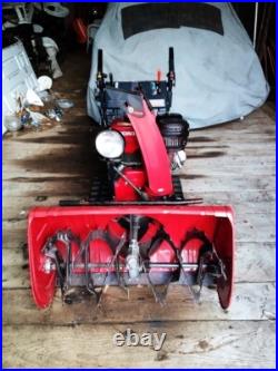 Huge Honda HS1132 Hydrostatic Gas/Electric Start Snowblower