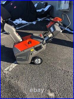 Husqvarna ST 151 Single Stage 21 Snow Blower