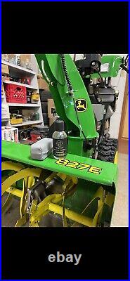 John Deere Snowblower 827E