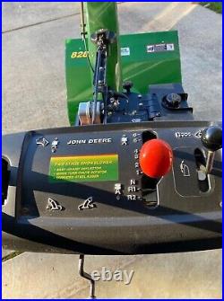 John Deere Snowblower 828D Self Propelled