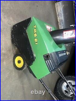 John Deere TRS-21 Snowblower Complete Runs Great Electric & Recoil Start 2stroke