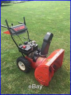 MTD 8 HP 26 2 STAGE SNOW BLOWER Fires up and runs fine ready for winter