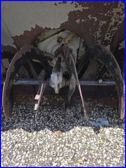 Older Snow Blower Yard Machine Pull & Electric Start