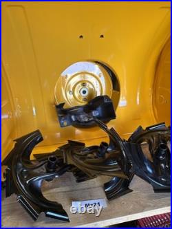 Parts for Cub Cadet Snow blower 26inch 2stage. Dented frame see photos (MZ21)