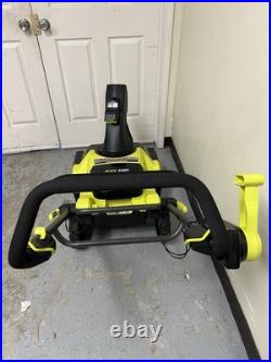 (READ) Ryobi RY40HPSN02 40V 21 single stage Snow Blower -Tool Only (READ) Ryobi RY40HPSN02 40V 21 single stage Snow Blower -Tool Only