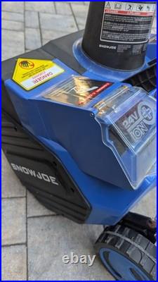 Snow Joe 18 Electric Single Stage Snow Blower, 15 Amp Motor withHeadlight (Used) Snow Joe 18 Electric Single Stage Snow Blower, 15 Amp Motor withHeadlight (Used)