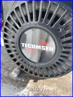 TECUMSEH 8 HP HORIZONTAL SHAFT ENGINE Snow king Simplicity 1693652 Snowblower TECUMSEH 8 HP HORIZONTAL SHAFT ENGINE Snow king Simplicity 1693652 Snowblower