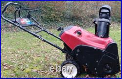 TORO SNOW COMMANDER 7HP R-TEK 24 LARGEST SINGLE STAGE SNOWBLOWER, Preowned TORO SNOW COMMANDER 7HP R-TEK 24 LARGEST SINGLE STAGE SNOWBLOWER, Preowned