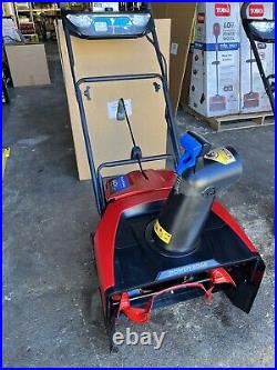 Toro 39901 Electric Snow Blower 21 in. 60V- Tool only Battery not included