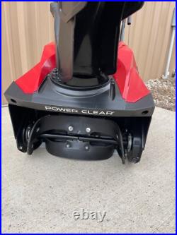 Toro Power Clear 518 ZE 18 in. Single-Stage Gas Snow Blower 38475 Toro Power Clear 518 ZE 18 in. Single-Stage Gas Snow Blower 38475