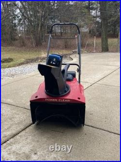 Toro Power Clear 721 E Snow Blower 38753