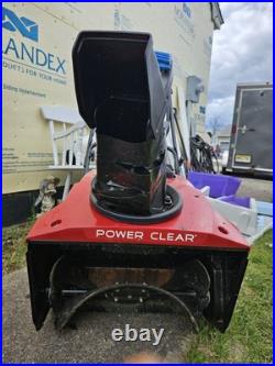 Toro Power Clear 721 E Snow Blower 38753 Toro Power Clear 721 E Snow Blower 38753