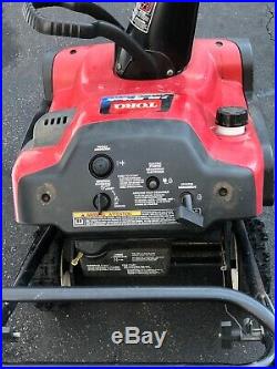 Toro Snow Blower 7HP R-TEK 24 Single Stage Snow Commander Model 38602