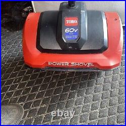 Toro Snow Shovel Battery Cordless 60-Volt 12-Inch Red 39909T & 1-2.0amp Battery