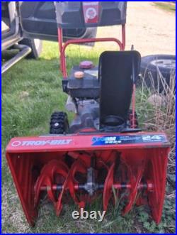 Troy-Bilt Storm 5024 Two-Stage Snow Blower 24 208cc Electric Start