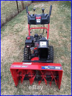 Troy Bilt Storm 9528 Snow Blower Thrower Two Stage 9.5 HP 28 Electric Start Troy Bilt Storm 9528 Snow Blower Thrower Two Stage 9.5 HP 28 Electric Start