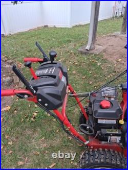 Troy-Bilt Storm Gas Snow Blower 2840 28