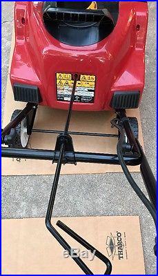 Used Toro 1800 18-Inch 120-Volt 15-Amp Power Curve Electric Snow Blower -125742